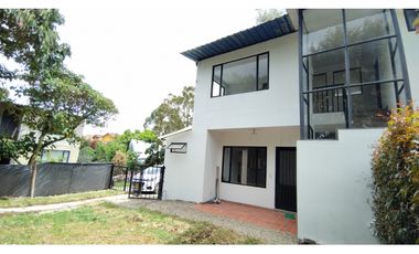 Arriendo Casa Campestre cota $ 2.500.000