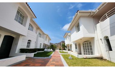 Casa DELUXE en conjunto cerrado Rodadero Reservado-005