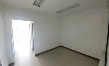 Alquiler local milla de oro 9458300 DL