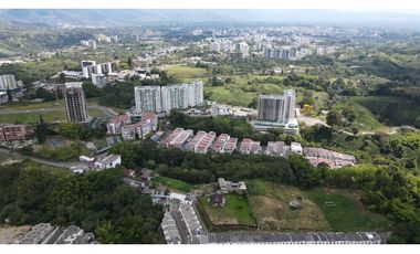 VENTA DE CASA EN EL NORTE DE ARMENIA, QUINDO, COLOMBIA