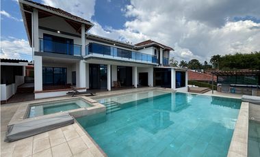 Casa campestre en arriendo en Sabanitas - Pereira