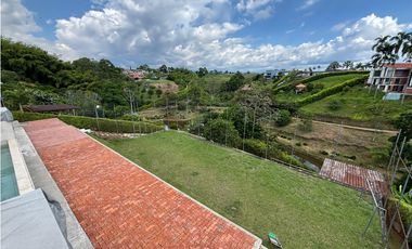 Casa campestre en arriendo en Sabanitas - Pereira