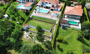 Casa campestre en arriendo en Sabanitas - Pereira