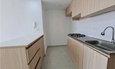 APARTAMENTO EN ARRIENDO MIRAMAR