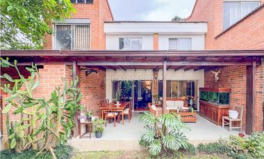 CASA EN UNIDAD CERRADA SECTOR SAN LUCAS