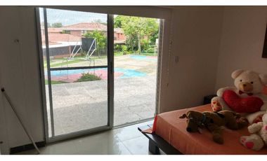 Alquilo casa en jamundi barrio el castillo la herreria 4 con5 alcobas