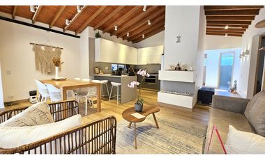 Venta casa moderna en El Retiro, una sola planta y acabados de lujo.