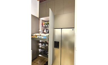 Venta casa moderna en El Retiro, una sola planta y acabados de lujo.