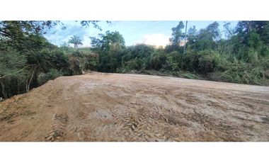 Lotes desde 1500 M2 - 3400 M2 desde 160 mill en La Mesa Cund