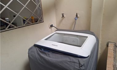 Venta casa en Los Esteros  (FNARANJO)