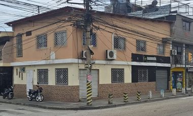 Venta casa en Los Esteros  (FNARANJO)