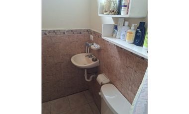 Venta casa en Los Esteros  (FNARANJO)