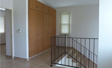 CASA EN VENTA O ALQUILER CLAYTON PH EMBASSY GARDENS