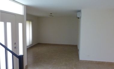 CASA EN VENTA O ALQUILER CLAYTON PH EMBASSY GARDENS