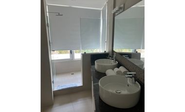 APARTAMENTO AMOBLADO EN VENTA BAHIA NUEVA GORGONA