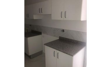 LLANO BONITO / MYSTIC GATES / 57M / 2 HABITACIONES / ELEVADOR JC