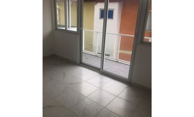 LLANO BONITO / MYSTIC GATES / 57M / 2 HABITACIONES / ELEVADOR JC