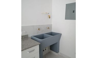 LLANO BONITO / MYSTIC GATES / 57M / 2 HABITACIONES / ELEVADOR JC