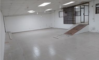 PARQUE LEFEVRE / 300M2 / DIVISIONES DE VIDRIO / 5 PARKING / SOBRE VIA