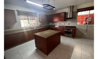 CHANIS / CASTEL NOVO / 280M / 3 HABITACIONES / 4 PARKING / DUPLEX