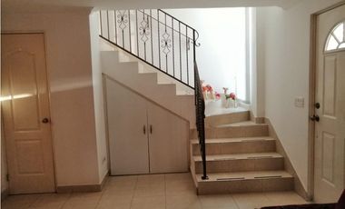 VENTA DE CASA PH DORADO SPRING CONDADO DEL REY 236MTS JP
