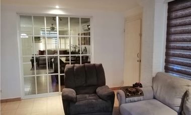 VENTA DE CASA PH DORADO SPRING CONDADO DEL REY 236MTS JP