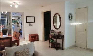 VENTA DE CASA PH DORADO SPRING CONDADO DEL REY 236MTS JP