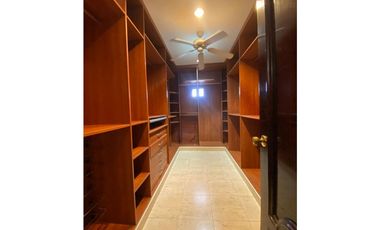 VENDO CASA EN PH COSTA DORADA EN COSTA DEL ESTE