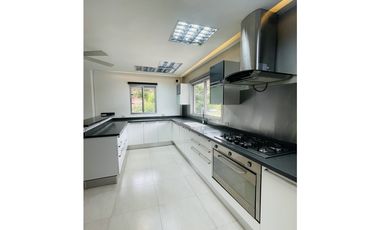 Clayton Rental: Your Private Sanctuary Awaits