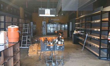 Alquiler de Local Comercial en planta baja, Cod-J