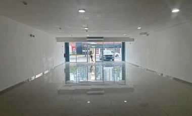 Alquiler de Local Comercial en Via España 170 m2.Cod-J