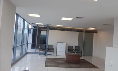 Alquiler de oficina, 99 m2 en Costa Del Este