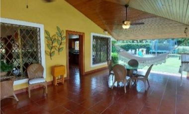 Venta de Casa con Piscina en Coronado, Chame