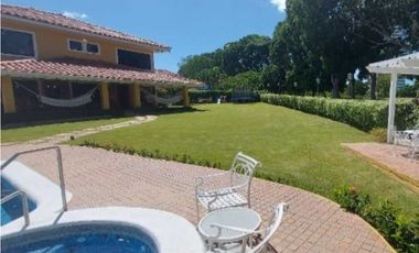 Venta de Casa con Piscina en Coronado, Chame