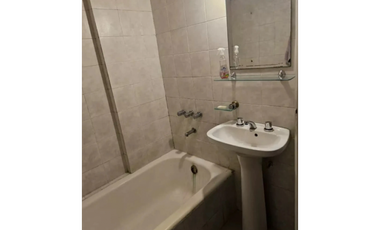 Dpto. 2 Amb Excelente  Av. Coronel Diaz,  Frente Al Parque Las Heras