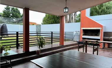 VENTA CASA 3 DORMITORIOS