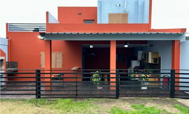 VENTA CASA 3 DORMITORIOS