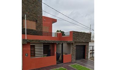 VENTA CASA 3 DORMITORIOS