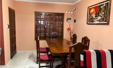 VENTA CASA 3 DORMITORIOS