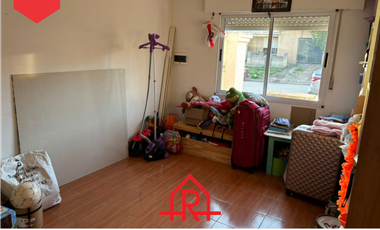 AMPLIA CASA EN VENTA (Calle 42 e/37 y 39)