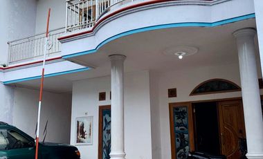 Rumah 3 Lantai Bagus Siap Huni di Perumahan Kota Cianjur