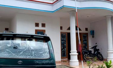 Rumah 3 Lantai Bagus Siap Huni di Perumahan Kota Cianjur