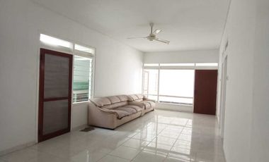 Rumah Siap Huni 1 Lantai Darmo Permai Surabaya Barat