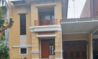 Rumah disewakan di Latinos BSD Siap Huni Lokasi Strategis