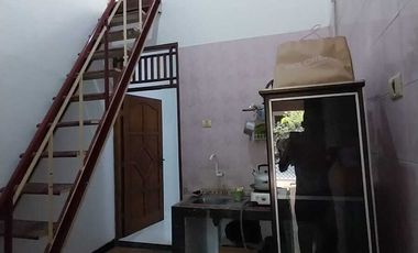 Disewakan Rumah di Manahan Solo, 3+1KT, Lingkungan Elit