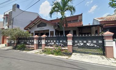 Disewakan Rumah di Manahan Solo, 3+1KT, Lingkungan Elit