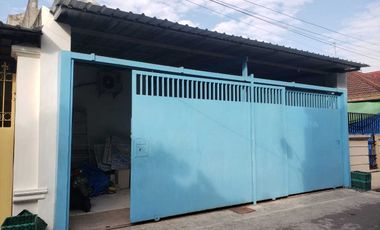 Rumah 2 Lt 4KT Baturan Colomadu, Jual (Turun Harga) / Disewakan