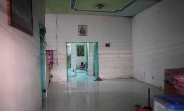 Rumah 2 Lt 4KT Baturan Colomadu, Jual (Turun Harga) / Disewakan