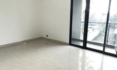 Hunian Modern 2 Lantai Selangkah ke Jakarta Selatan