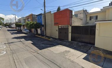 CASA A LA VENTA EN COLONIA TARIANES, JIUTEPEC, MORELOS, A 15 MINUTOS DE GALERIAS CUERNAVACA..